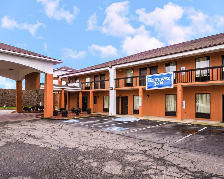 Rodeway Inn Jackson Court Lumberton Visitor�s Bureau